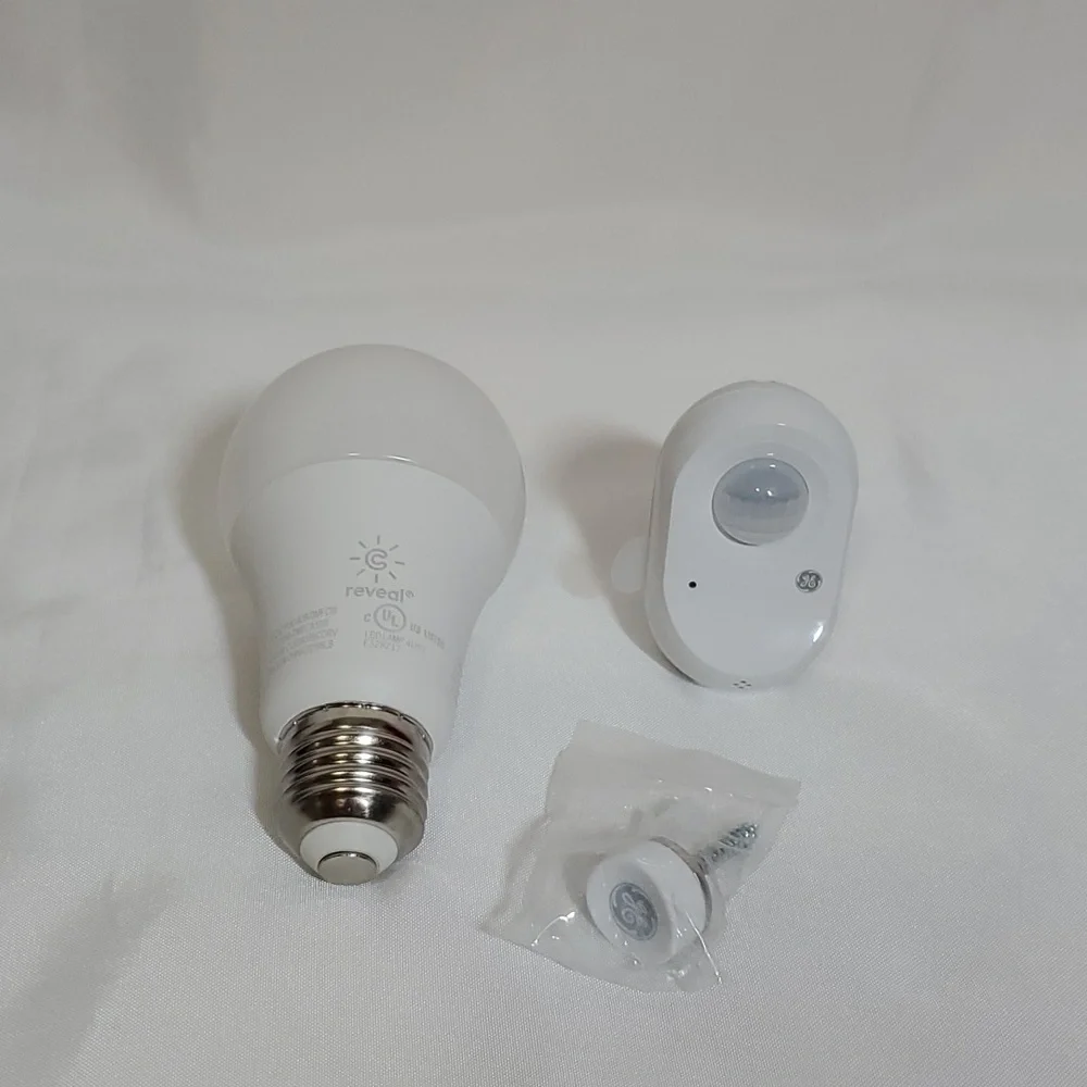 GE CYNC Reveal Smart Full Color Light Bulb w/Smart Wire Free Motion Sensor Bundl
